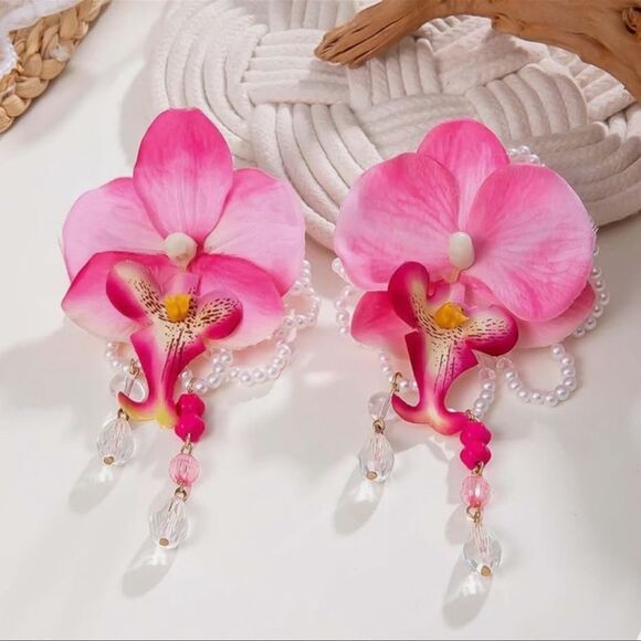 Cache pink Beautiful gown. Longer in back flutter top peek-a boo halter .size 2 - Picture 12 of 12